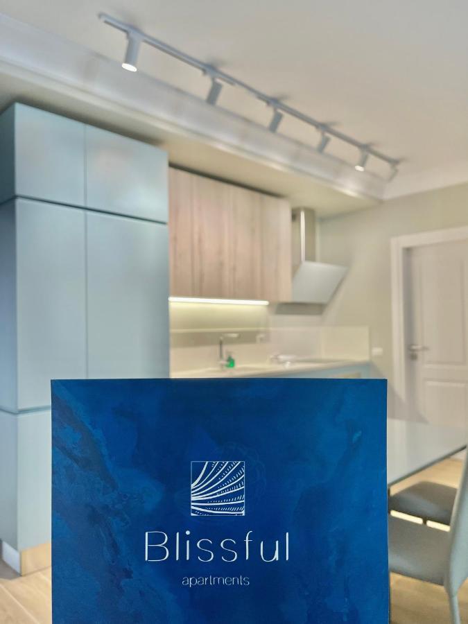 Blissful Apartments Sarandë Eksteriør billede