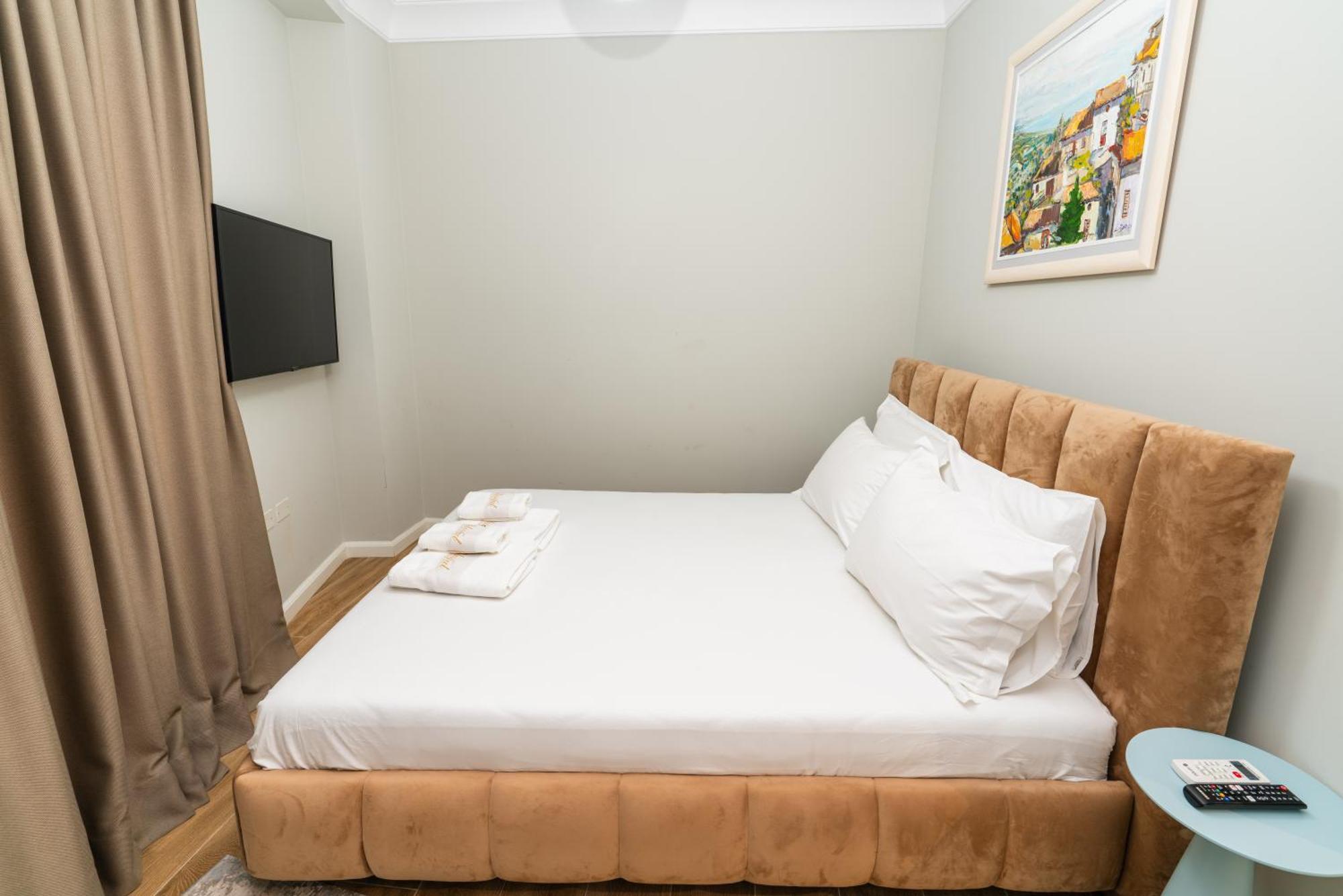 Blissful Apartments Sarandë Eksteriør billede