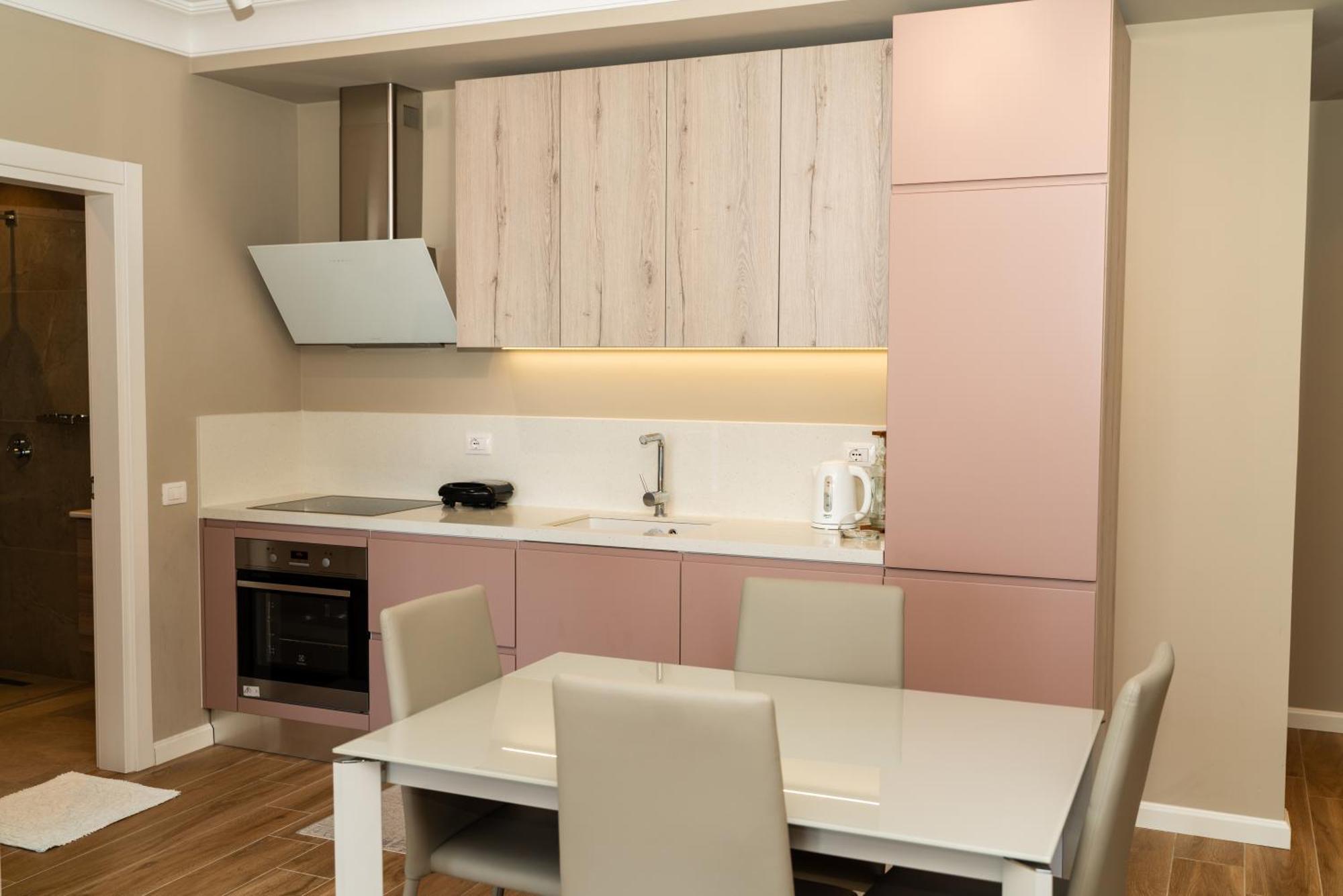 Blissful Apartments Sarandë Eksteriør billede
